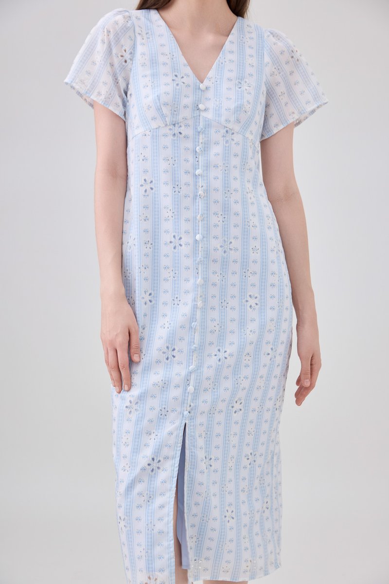Elouise Eyelet Floral Button Midi Dress In Blue