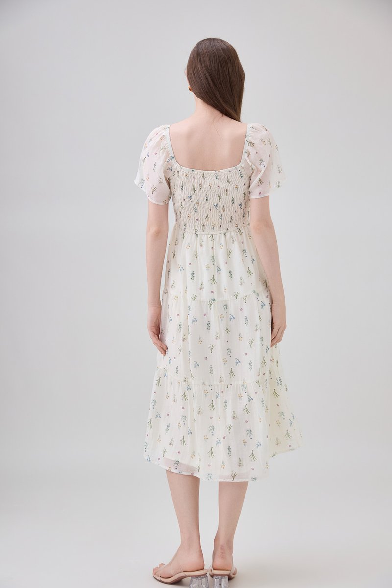 Emi Smocked Floral Midi Tier Dress In Cream