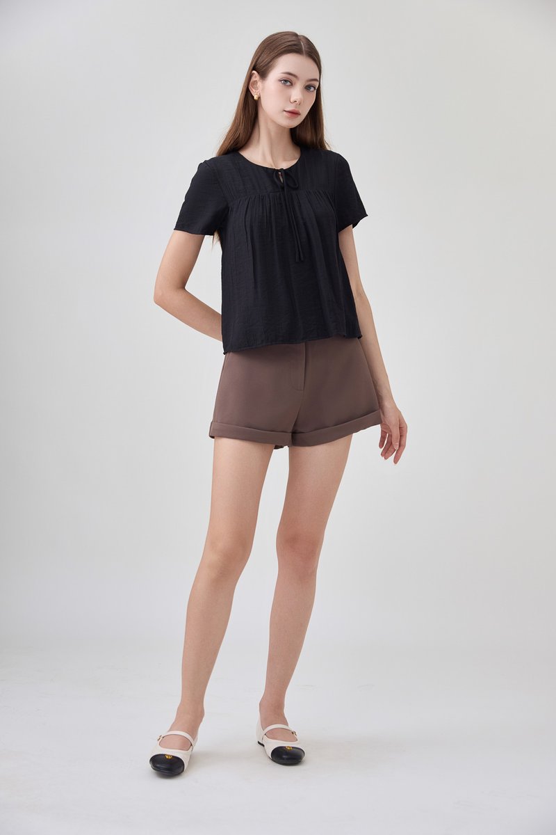 Belen Ribbon Textured Top In Black