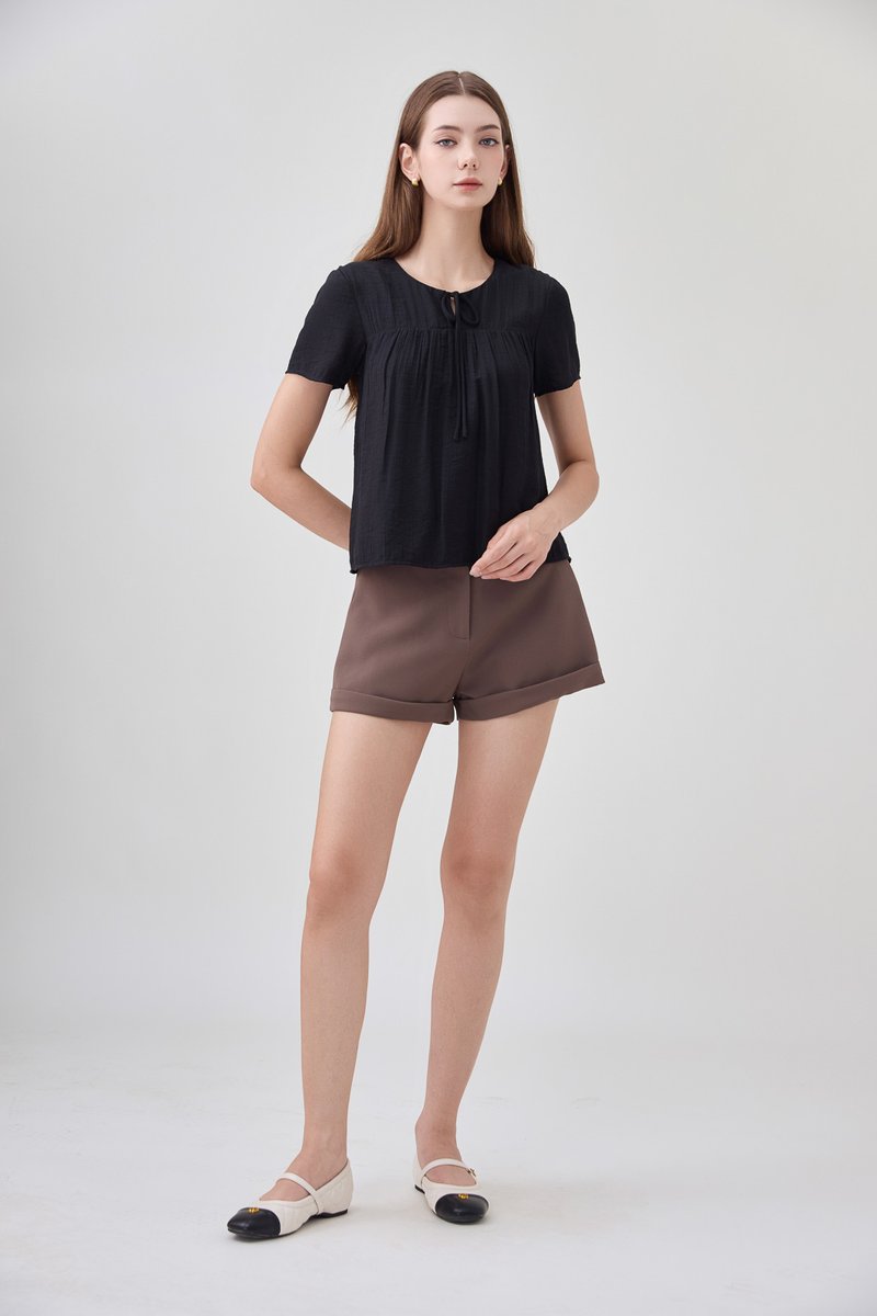 Belen Ribbon Textured Top In Black