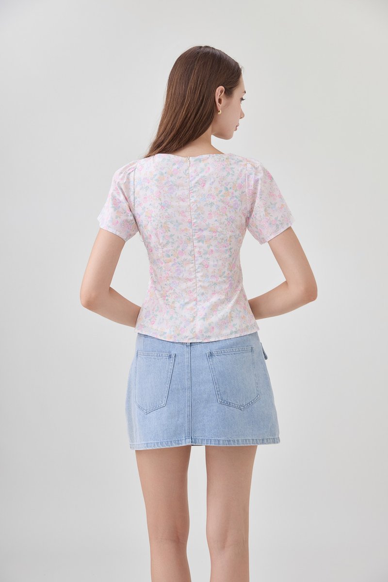 Reina Pastel Floral Ribbon Top In Soft Pink