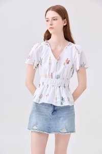 Aven Embroidered Floral Top In White
