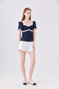Molly Sweetheart Contrast Lace Top In Navy
