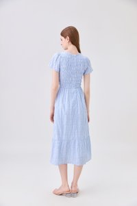 Brynlee Smocked Gingham Midi Dress In Blue