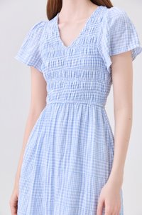 Brynlee Smocked Gingham Midi Dress In Blue