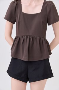 Amelisse Staple Babydoll Top In Mocha