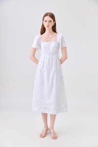 Eira Floral Midi Dress In Blue