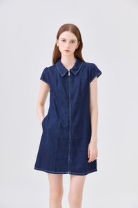 Viviana Peter Pan Collar Zip Dress