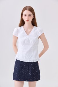 Avenelle Ruffle Hem Top In White