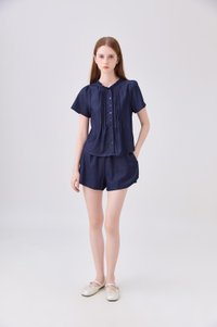 Ruelle Ice Silk Pintuck Top