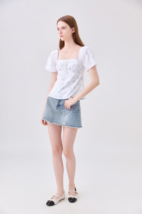 Seia Frayed Hem Denim Skort