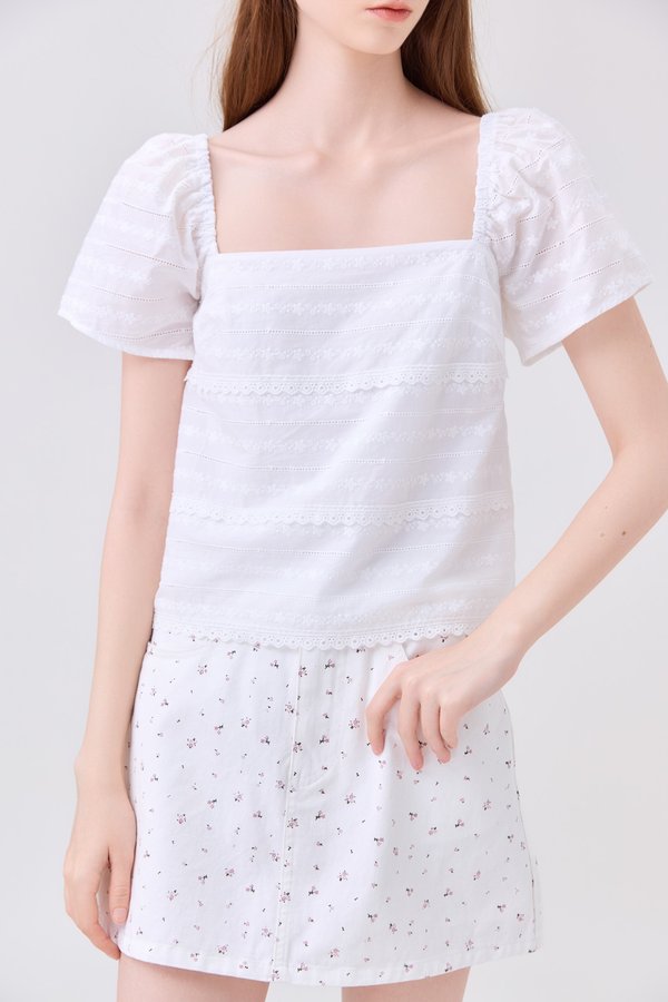 Octavia Denim Floral Skort In White