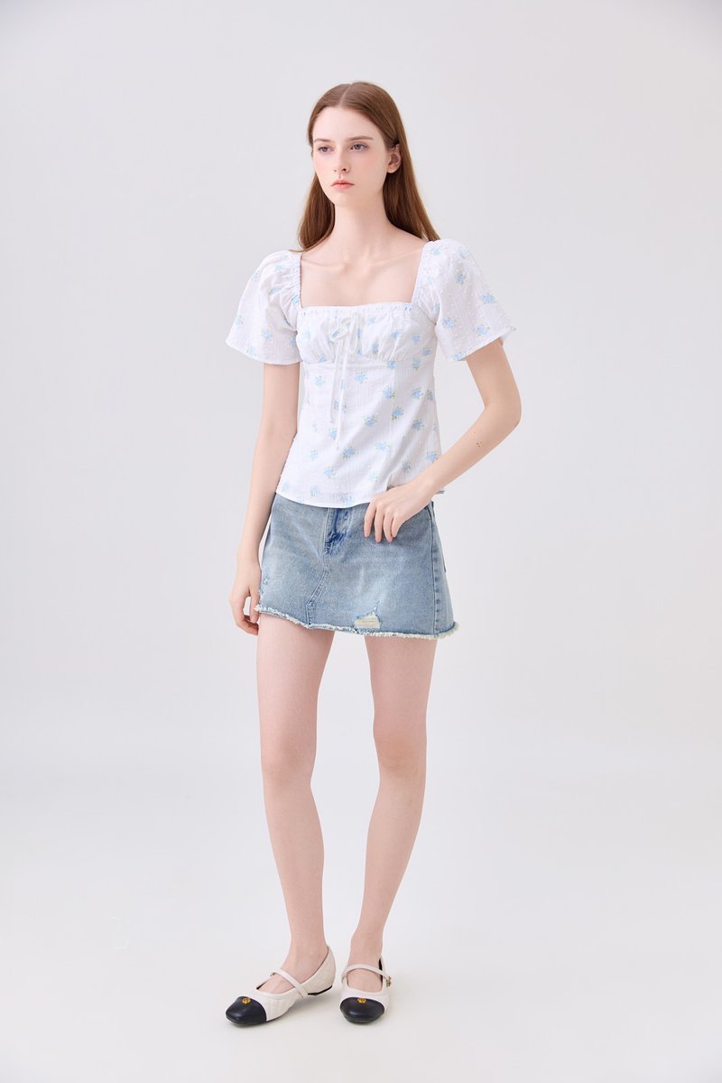 Seia Frayed Hem Denim Skort