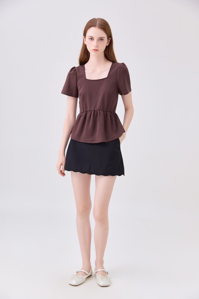 Zelie Staple Scallop Hem Skort In Black