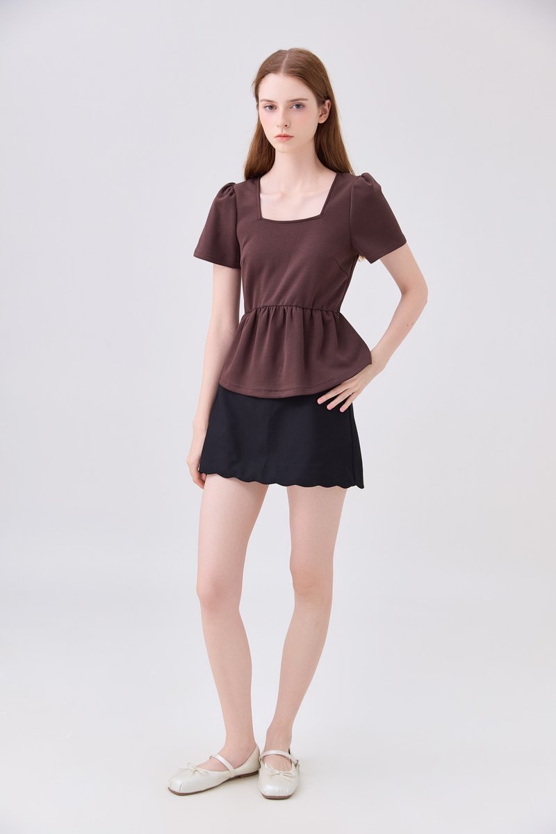 Zelie Staple Scallop Hem Skort In Black