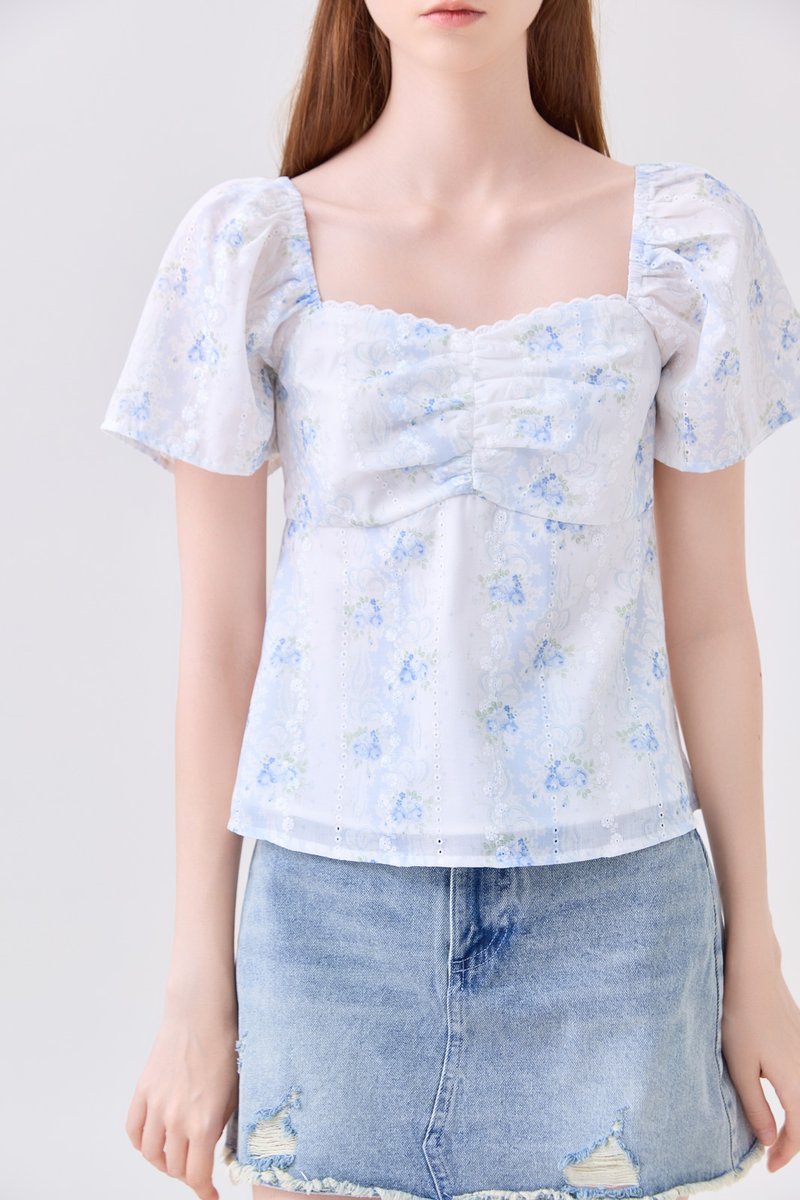 Mirabelle Sweetheart Floral Top In White