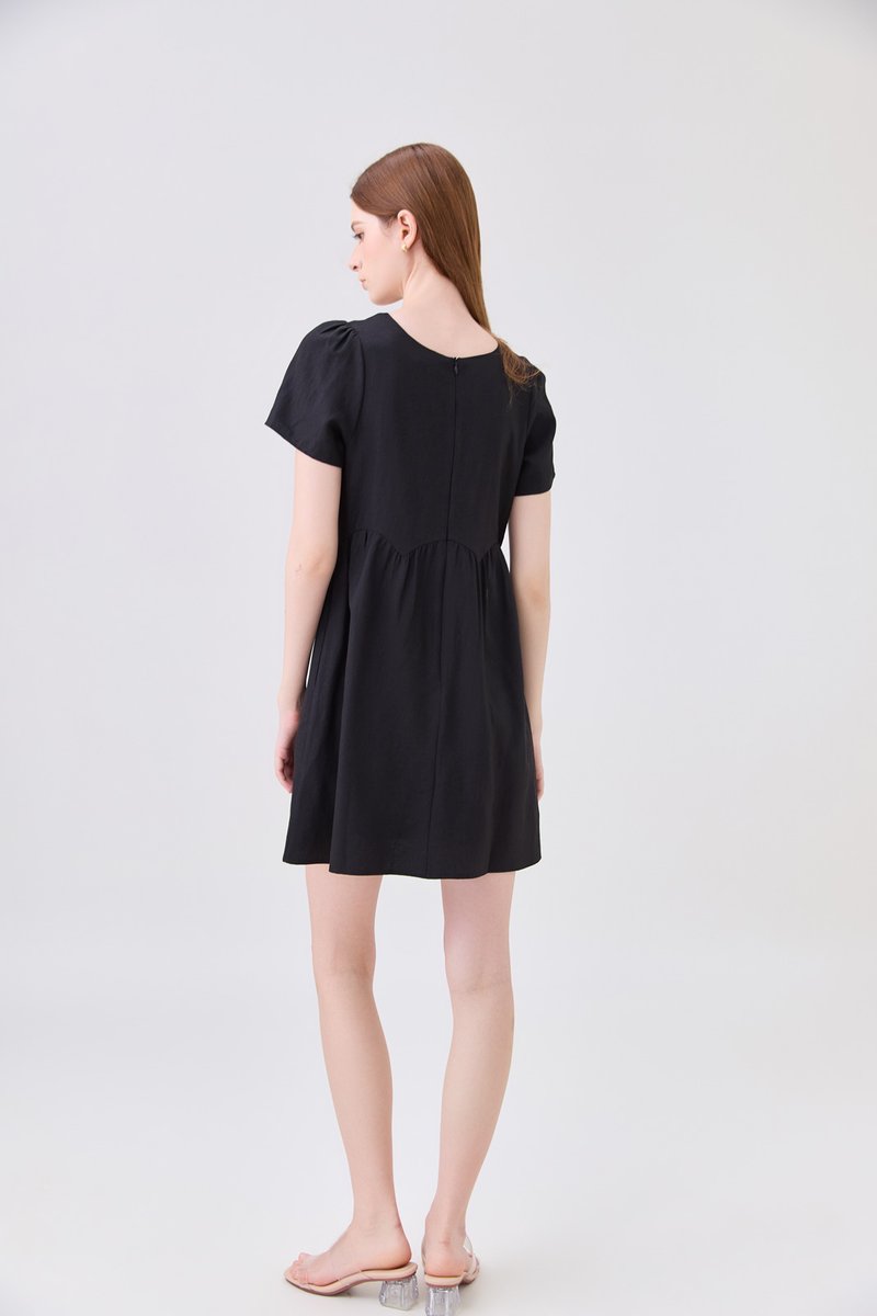 Ochre Scallop Minimalist Dress In Black