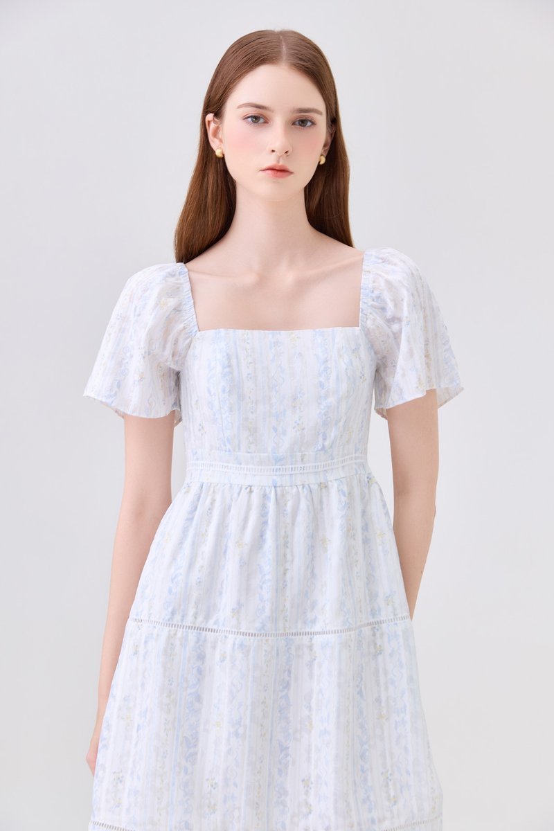 Eira Floral Tiered Dress In Blue