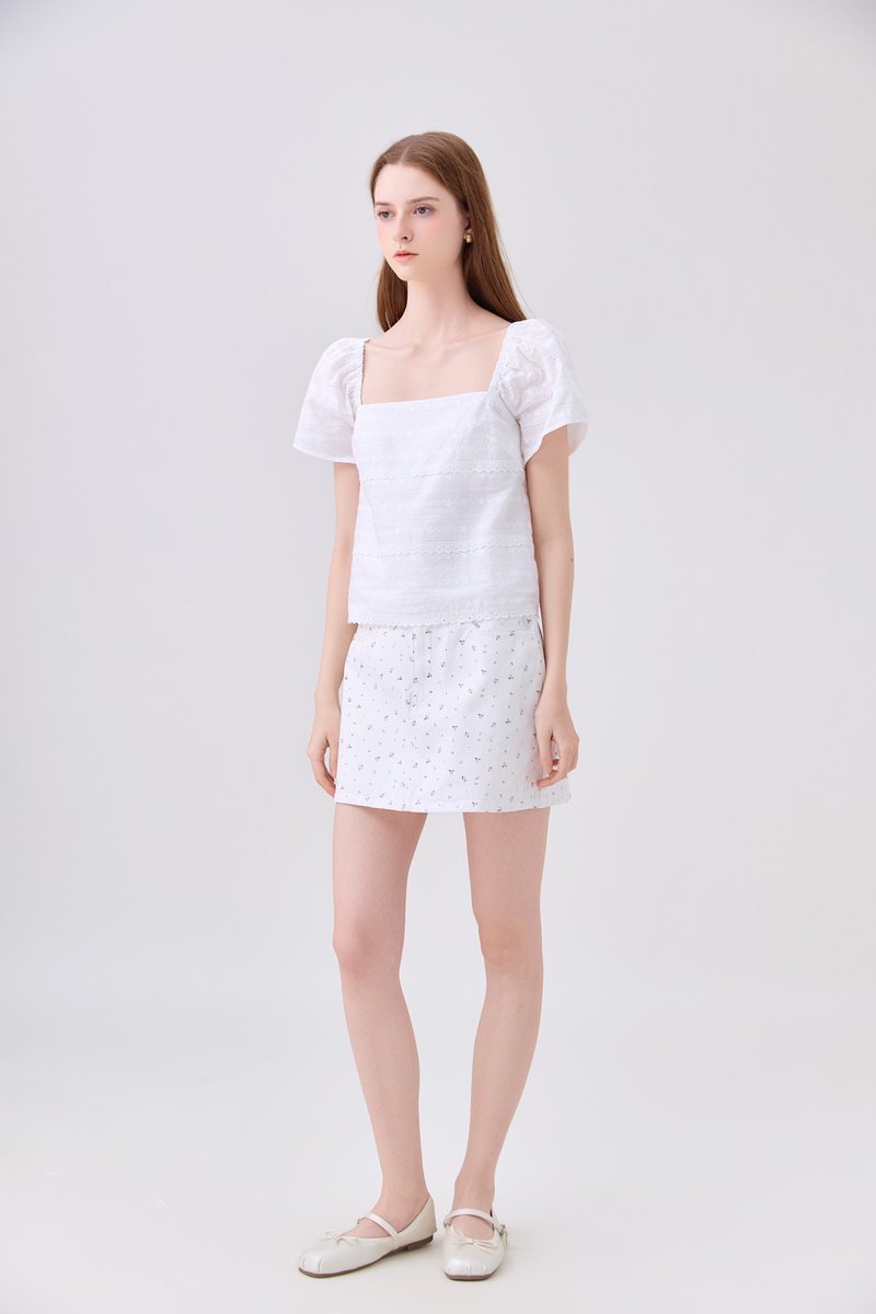 Octavia Denim Floral Skort In White