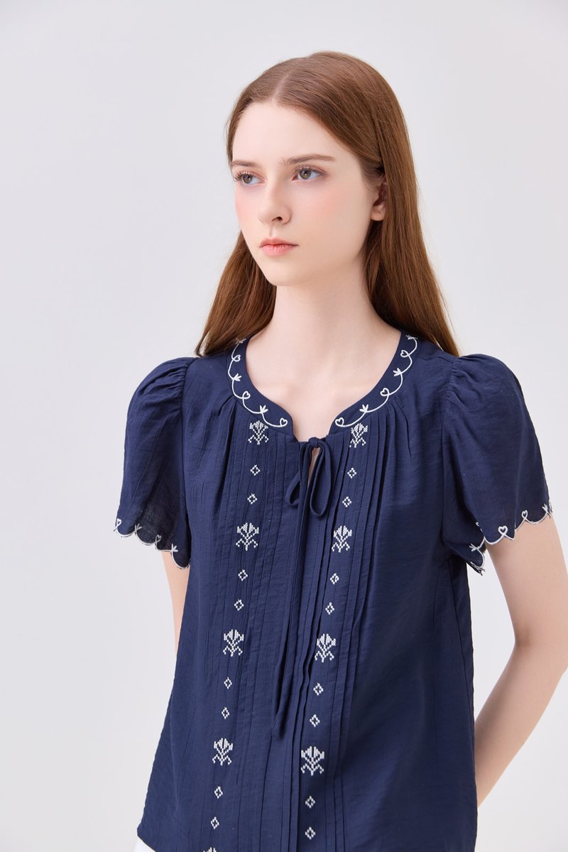 Bailey Embroidered Pintuck Ribbon Top In Navy
