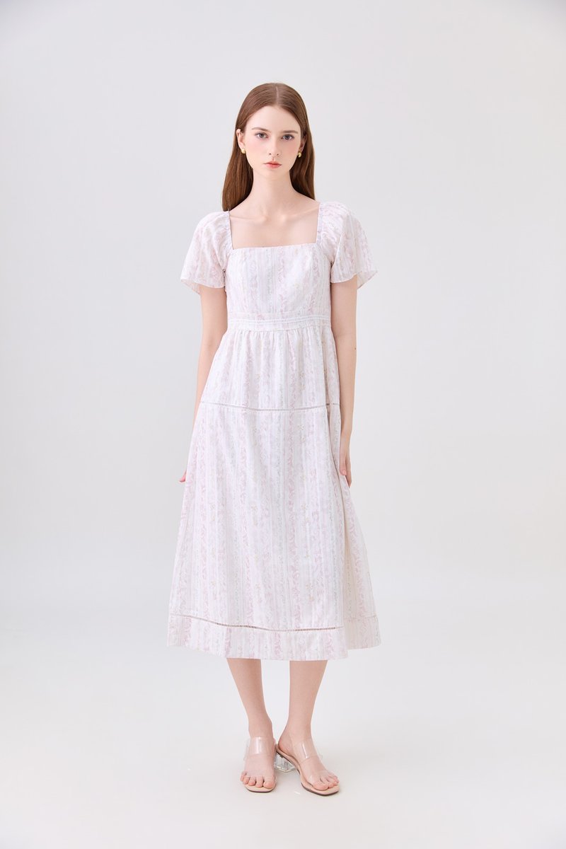 Eira Floral Midi Dress In Pink