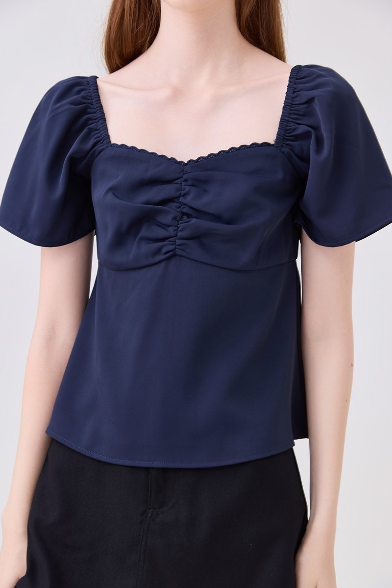 Mirabelle Sweetheart Floral Top In Navy