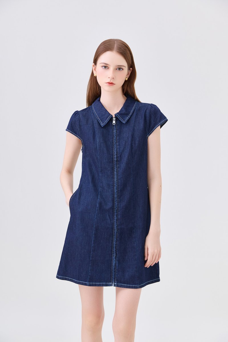 Viviana Peter Pan Collar Zip Dress