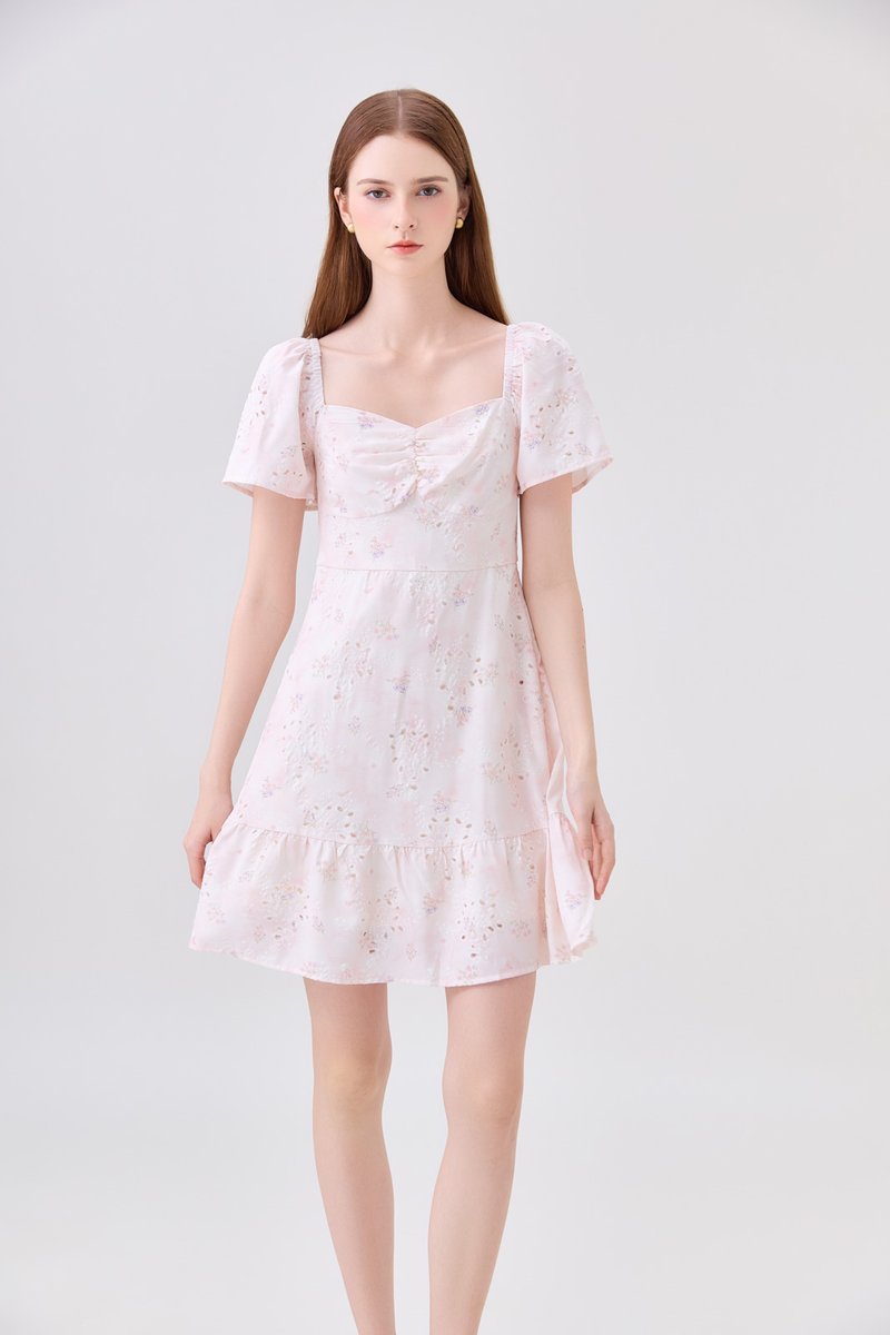 Rayne Eyelet Sweetheart Ruched Dress In Pink