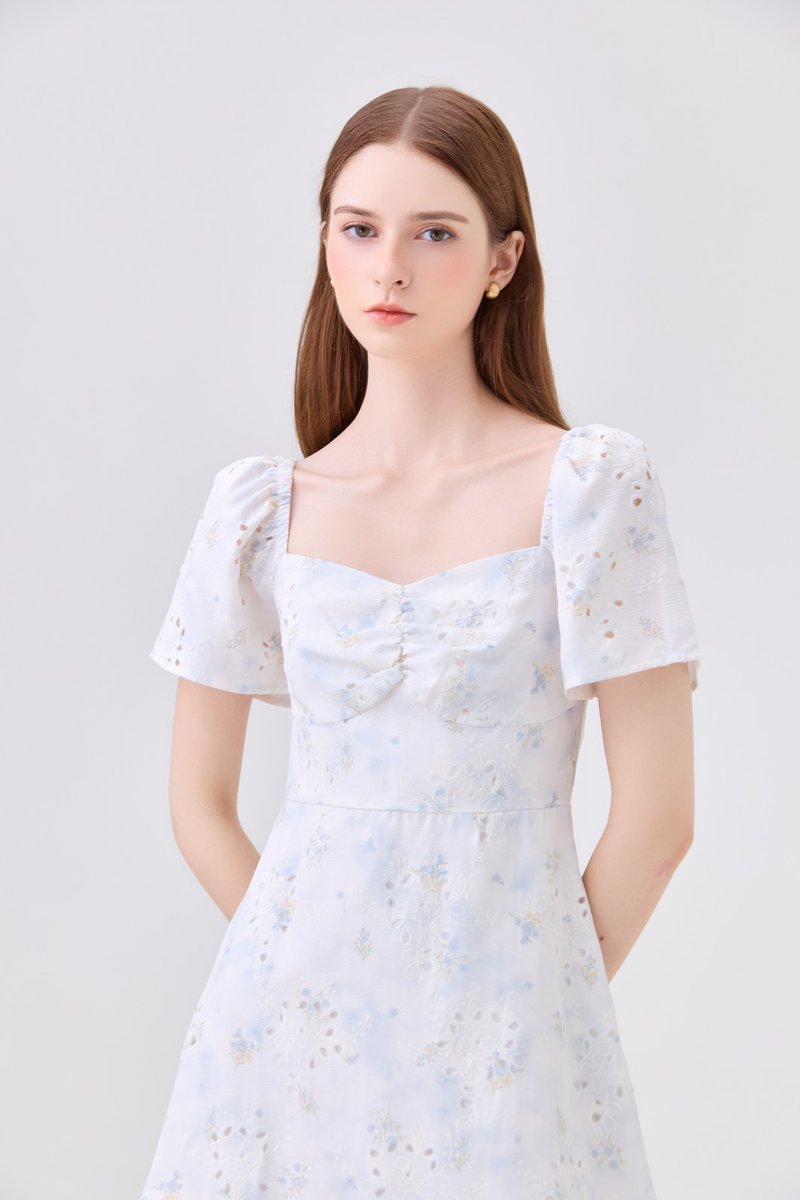 Rayne Eyelet Sweetheart Ruched Dress In Blue