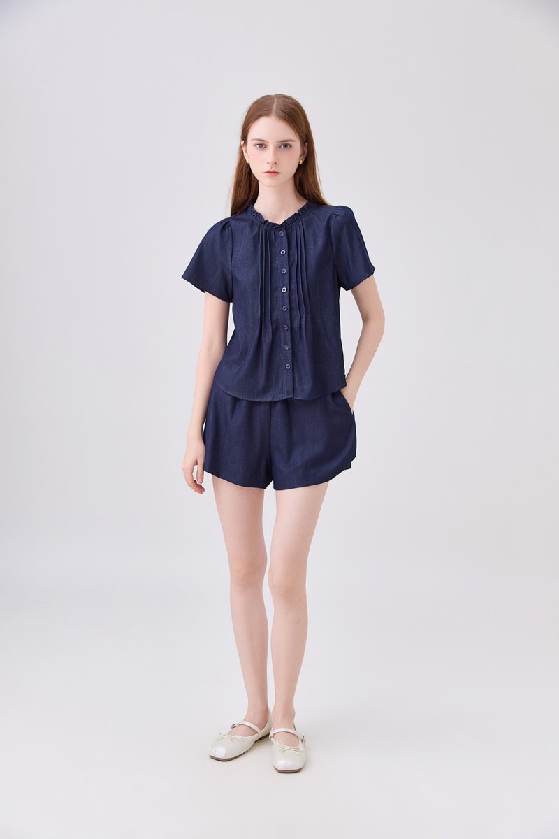 Ruelle Ice Silk Pintuck Top