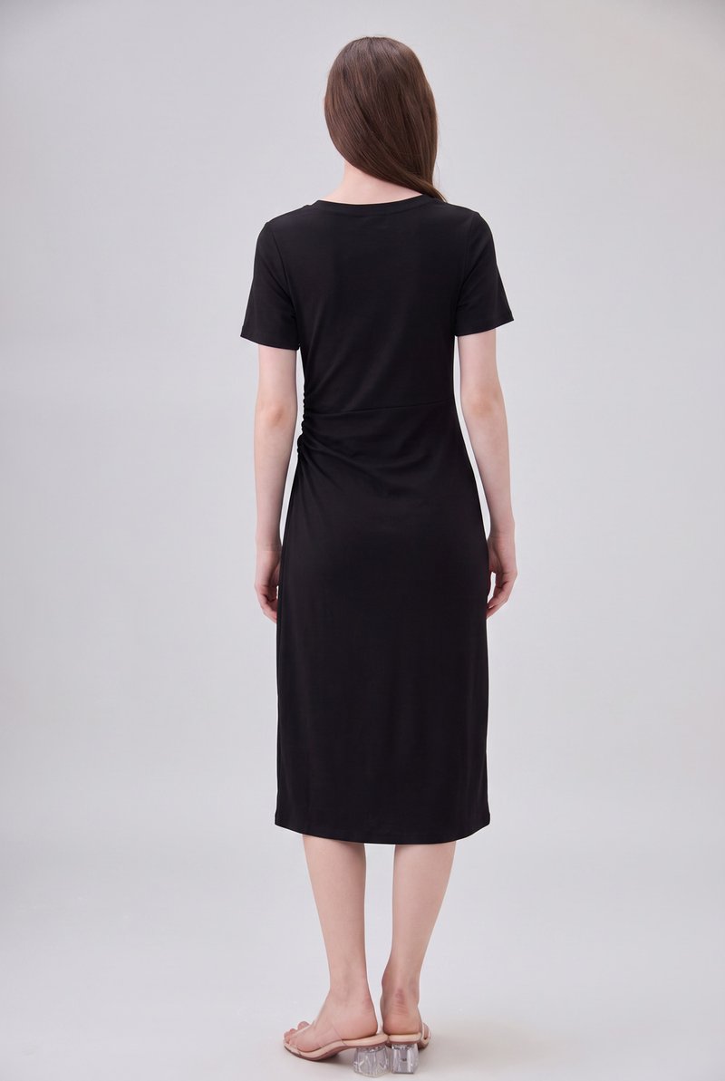 Osborn Side Ruched Midi Dress In Black