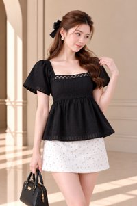 Delara Textured Lace Top In Black
