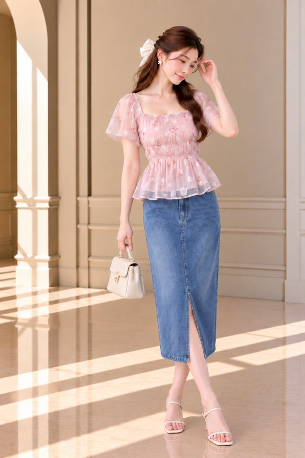 Maelle Floral Smocked Flutter Sleeve Top In Blush Pink