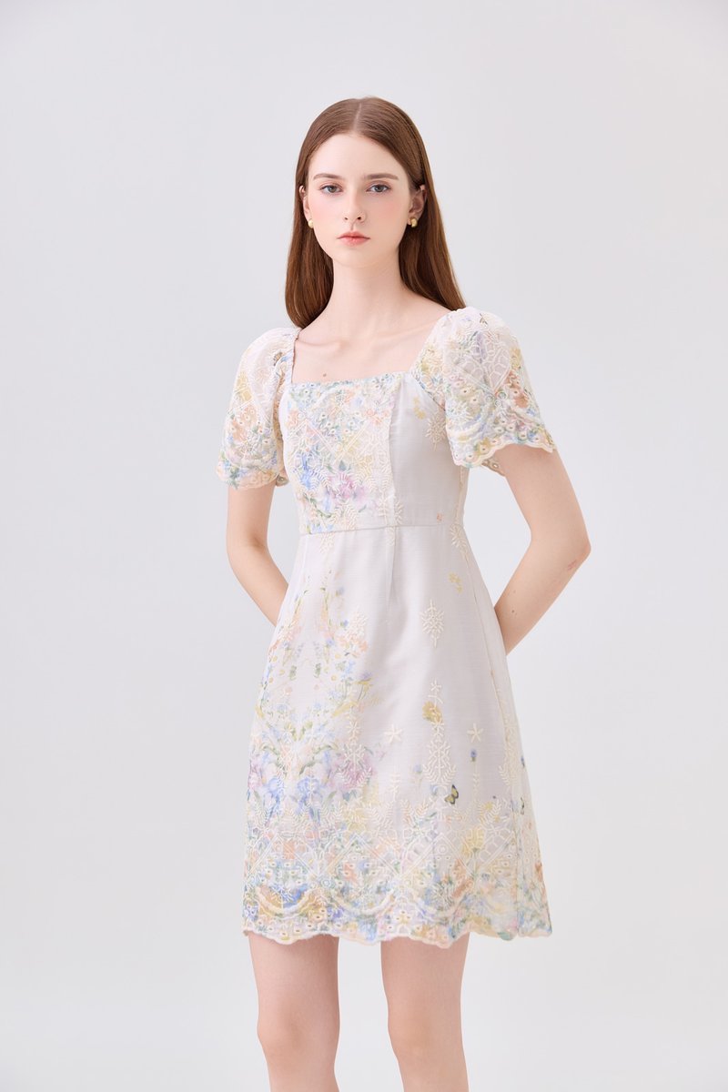 Mystique Fleur Embroidered Dress in Sand