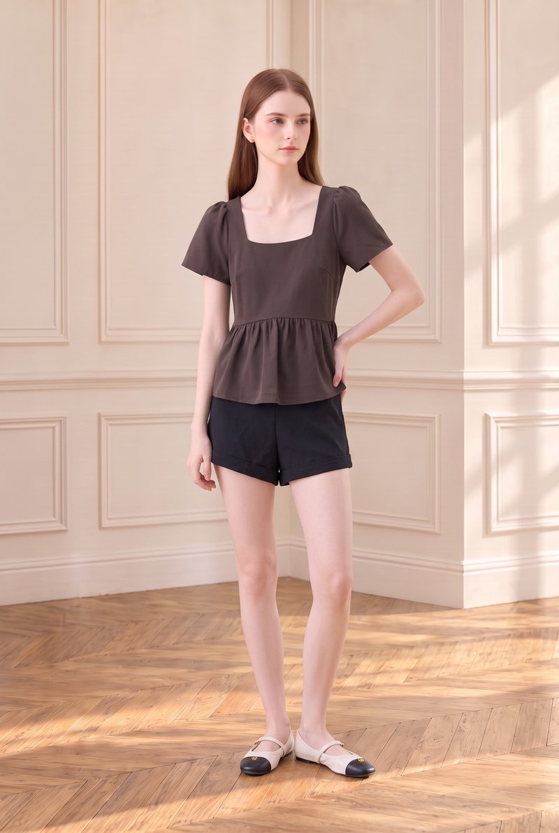 Amelisse Staple Babydoll Top In Mocha