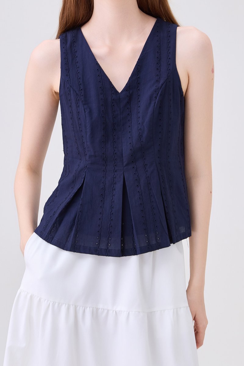 Leonette Eyelet Pleated Top In Navy