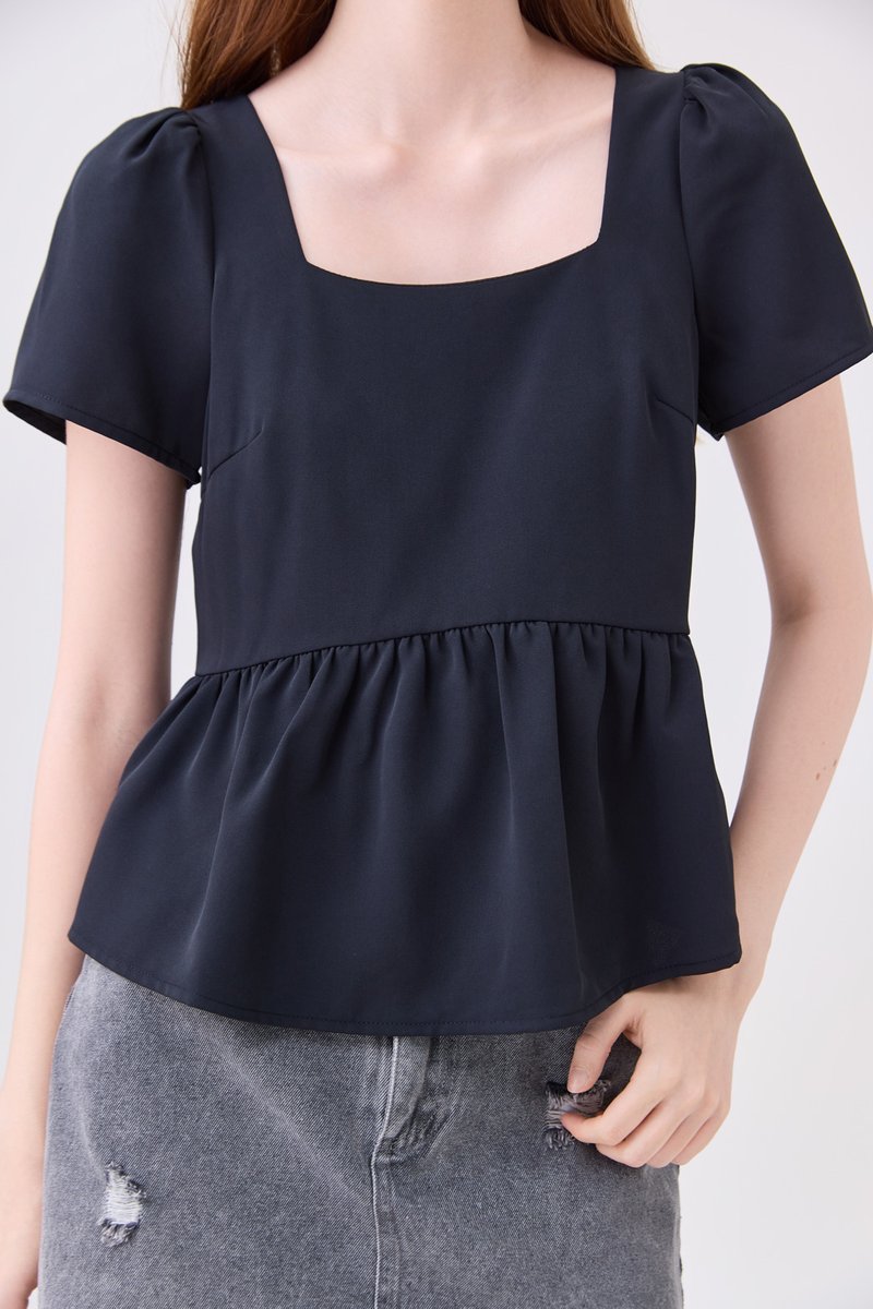 Amelisse Staple Babydoll Top In Midnight Blue