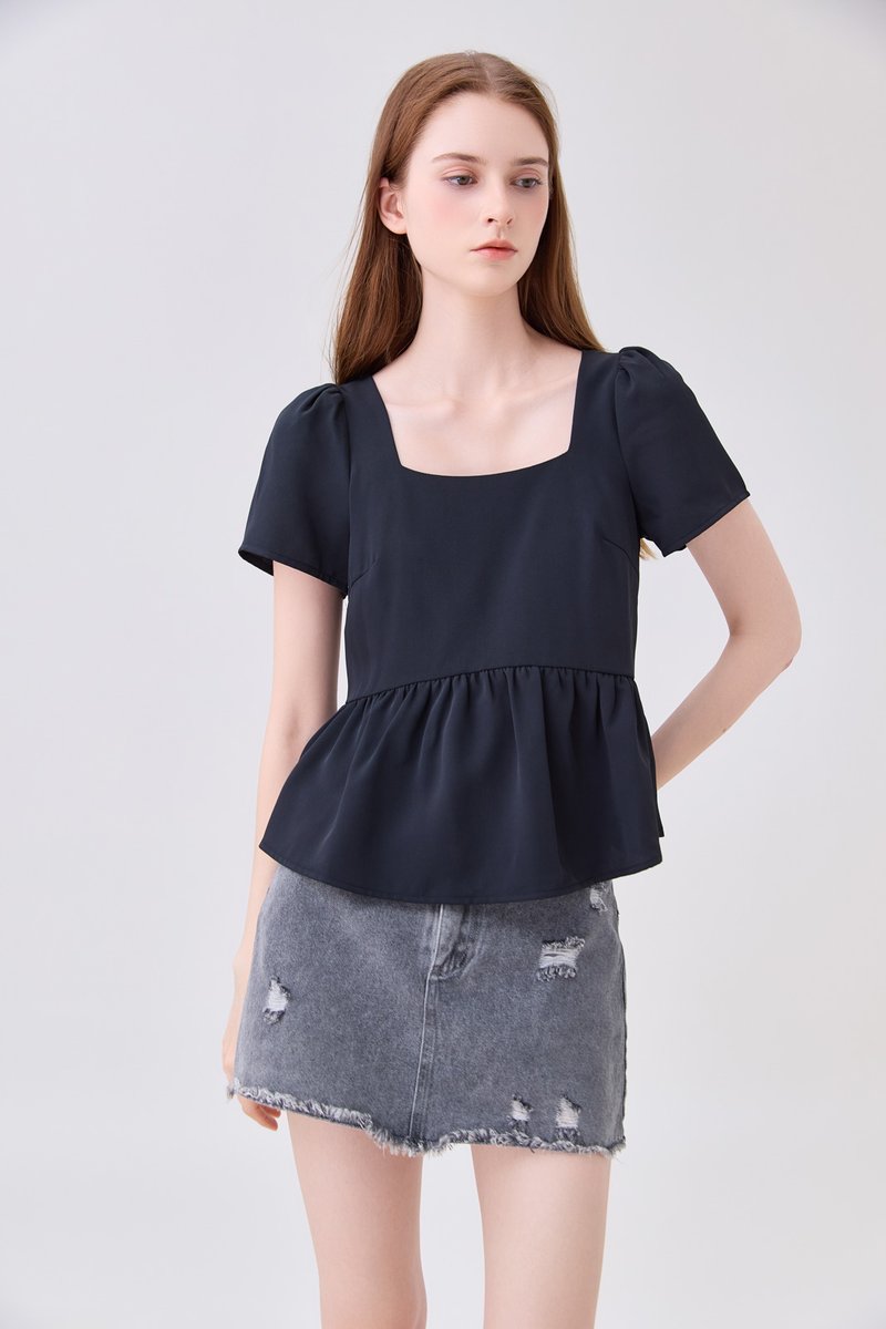 Amelisse Staple Babydoll Top In Midnight Blue