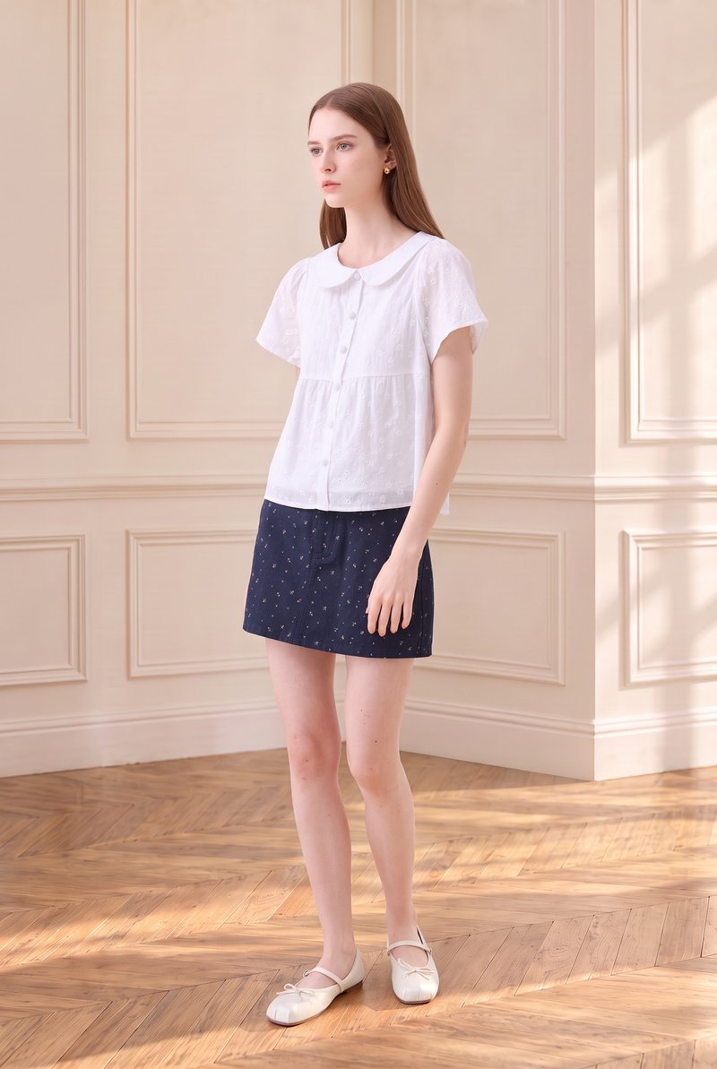 Solene Embroidered Peterpan Collar Top In White
