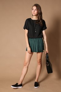 TSW Vesper Suede Skorts in Forest Green