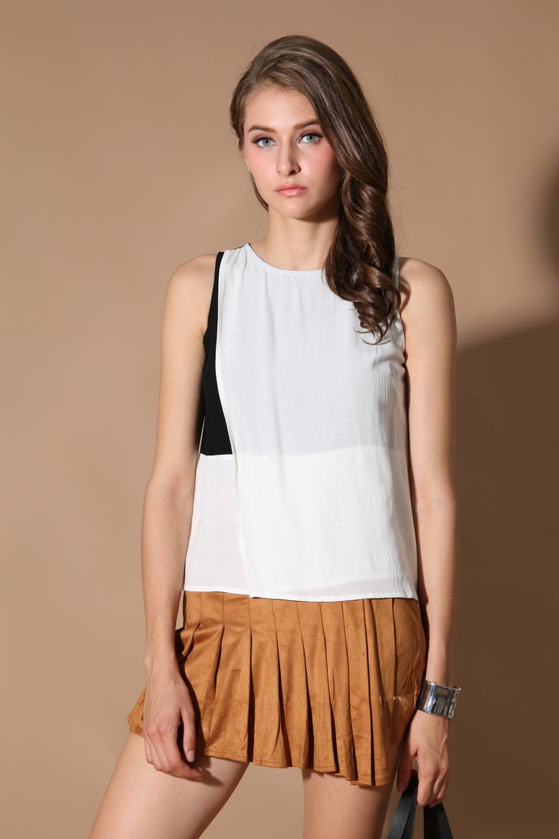 TSW Vesper Suede Skorts in Camel