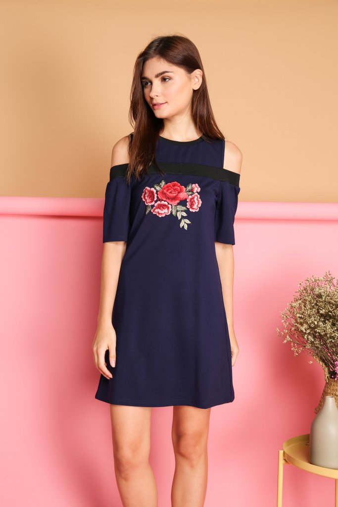 Tisa Rose Patch Cold Shoulder Dress in Navy (XS)