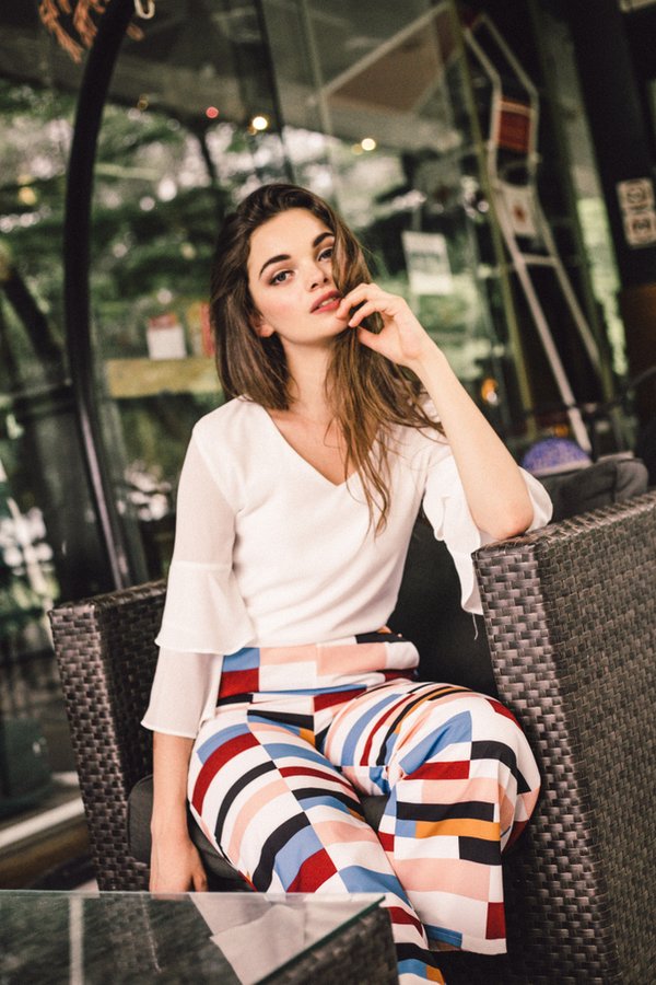 Shiloh Rectangle Straight-cut Pants in Red (XS)