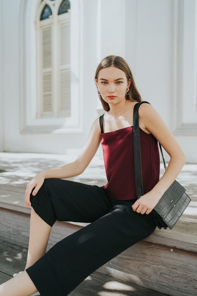 Marleigh Square Neck Top in Wine