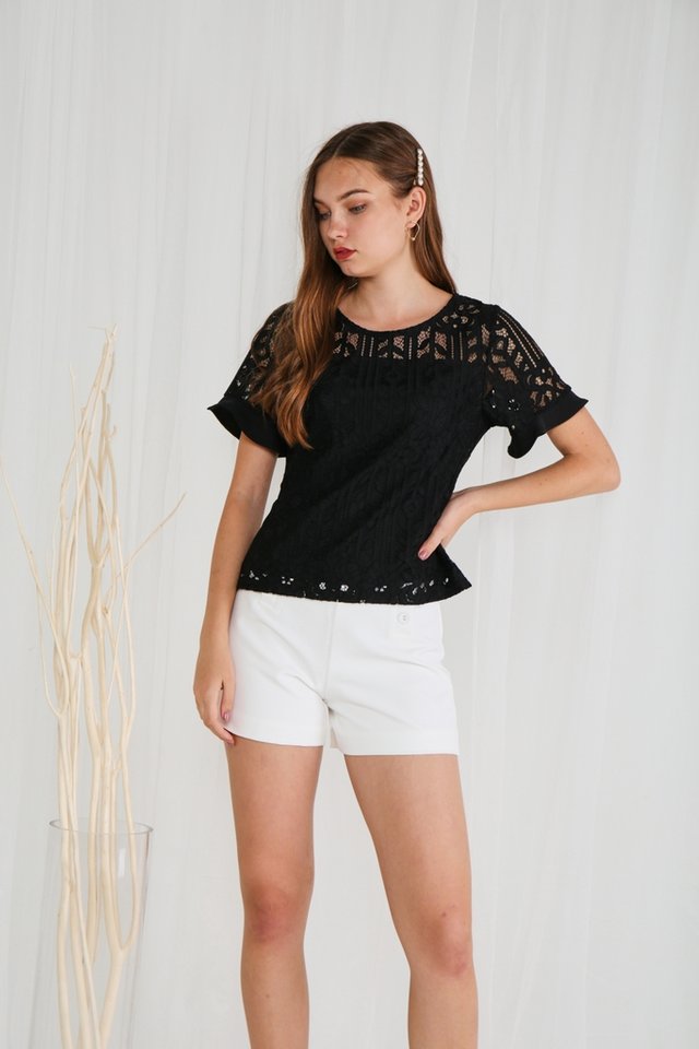 Christina Lace Sleeved Top in Black (XS)