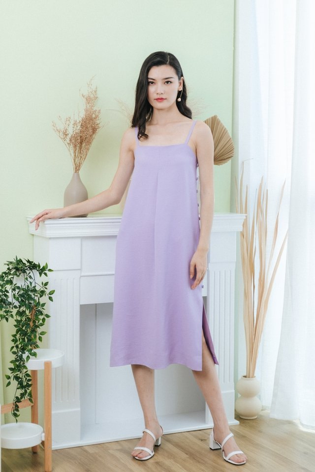 Jacelyn Side Button Midi Dress in Lilac