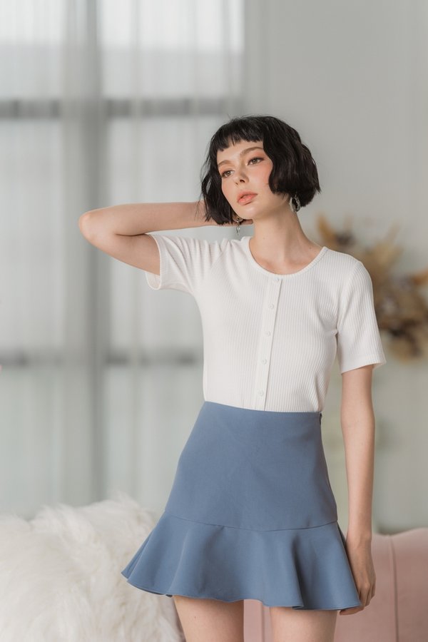 Rayna Ruffled Hem Skorts in Dusty Blue (XS)