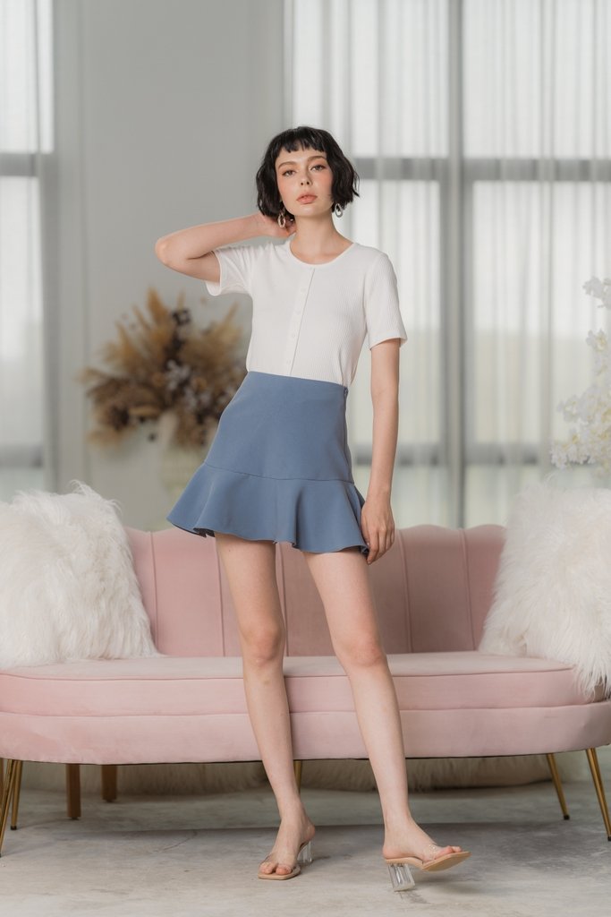 Rayna Ruffled Hem Skorts in Dusty Blue (XS)