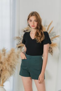 Elissa Panel Waist Shorts in Forest (XS)