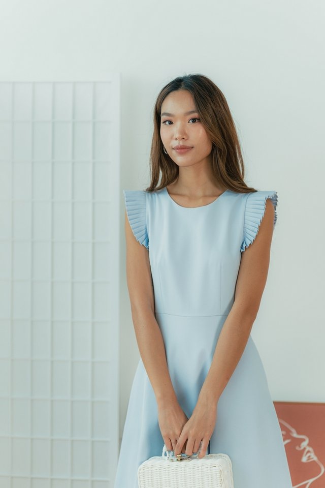 Phoebe Pleated Sleeves Midi Dress in Powder Blue (XS)